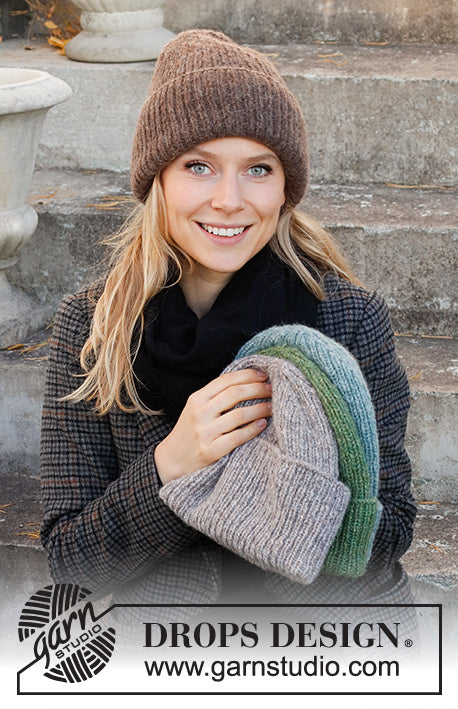 Winter Smiles Hat - hand-knitted with Drops Air